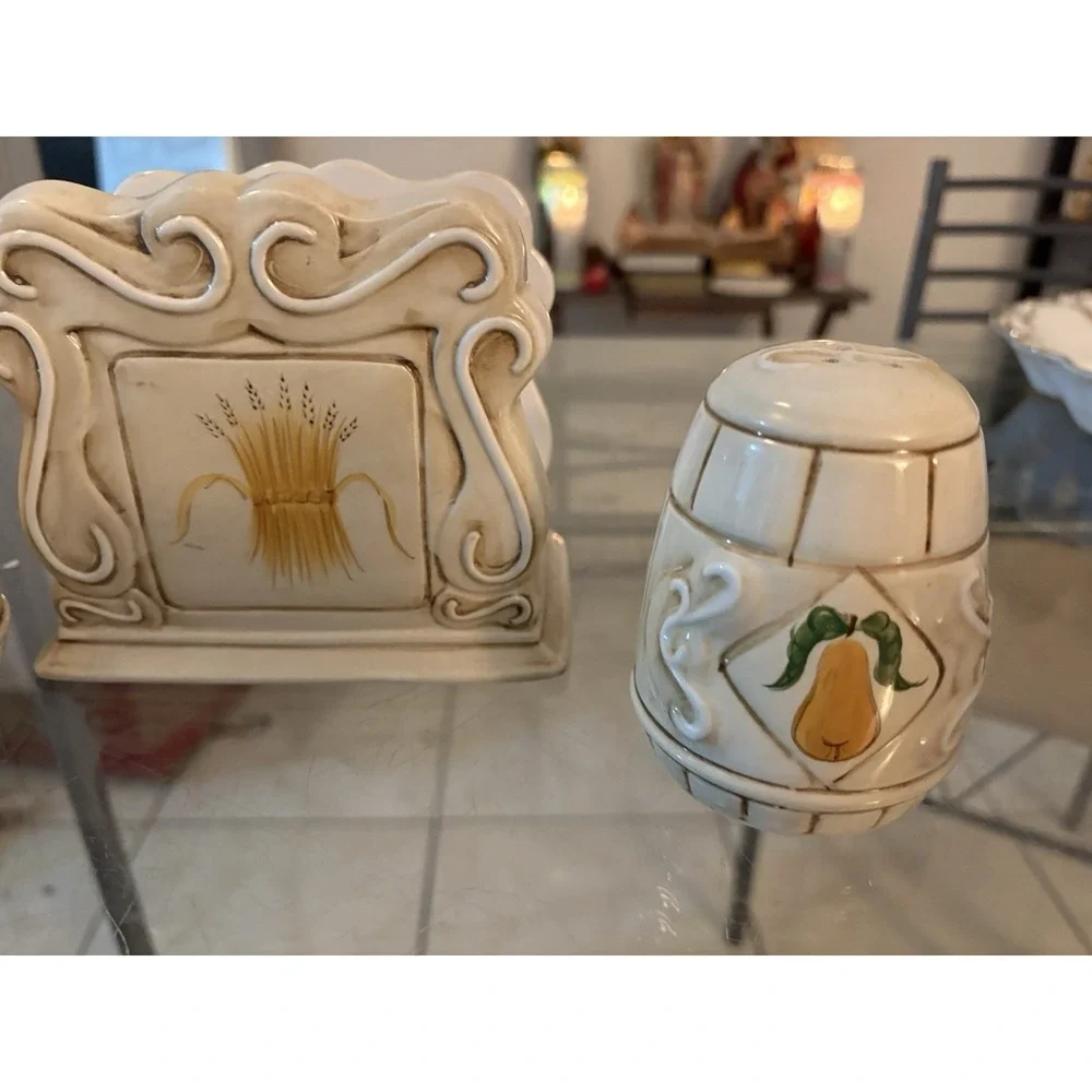 American Atelier San Marco Napkin Holder Salt Pepper Shakers Set Wheat Grapes